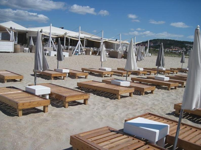 Luxe & Confort, Spacieux, Neuf, Clim Et Central แซ็ต ภายนอก รูปภาพ